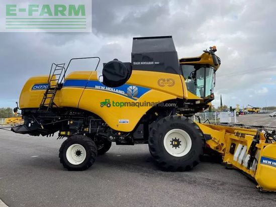 Cosechadora de Cereal - New Holland - ch 7.70 laterale