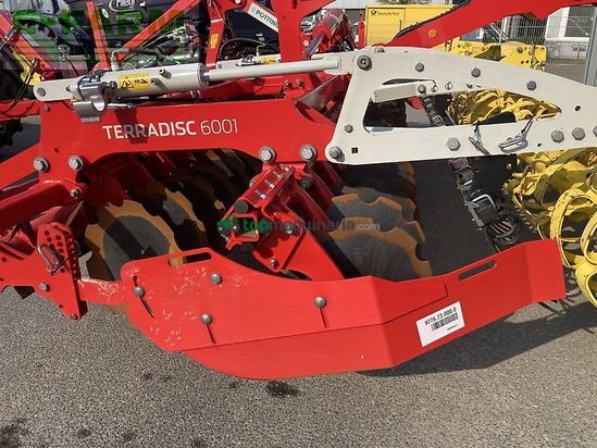 Grada de disco - Pöttinger - terradisc 6001 t