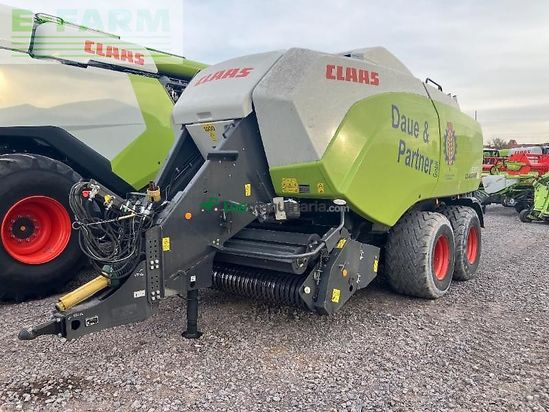 Empacadora gigant - Claas - quadrant 5300 fc t+st