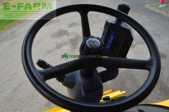 Cosechadora de Cereal - New Holland - csx 7040