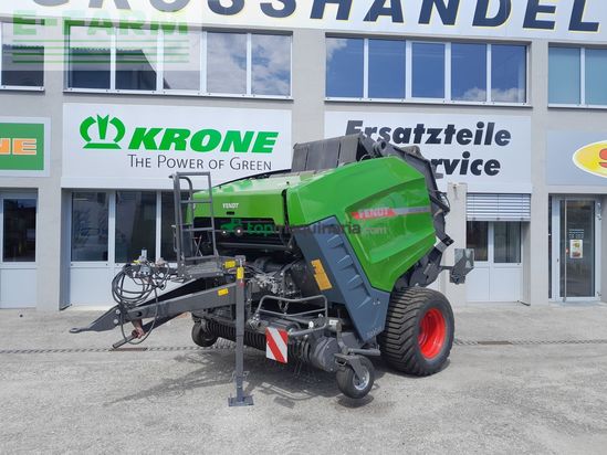 Empacadora gigant - Fendt - rotana 180 v xtra