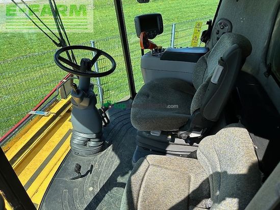 Cosechadora de Cereal - New Holland - cx 8060