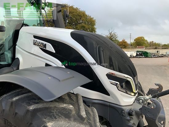 Tractor agrícola - Valtra - t235 versu tractor (st24702) Versu