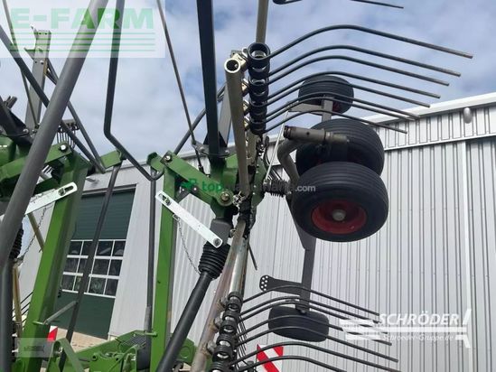 Rastrillo - Fendt - former 880
