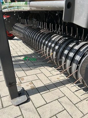 Empacadora gigant - Claas - variant 370 rf