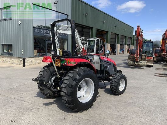 Tractor agrícola - TYM - t433 tractor (st24131)