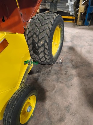 ROTOEMPACADORA MARCA NEW HOLLAND MODELO BR740