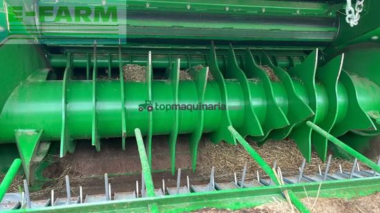 Empacadora gigant - John Deere - v461m