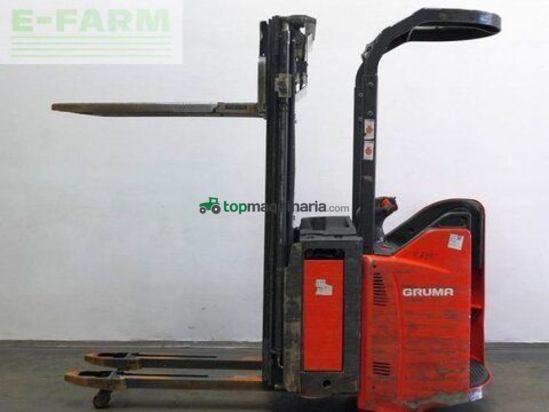 Elevadora - Linde - d 12 sp 133