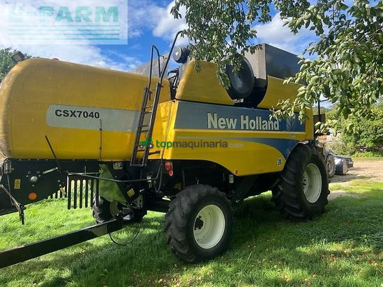 Cosechadora de Cereal - New Holland - csx 7040