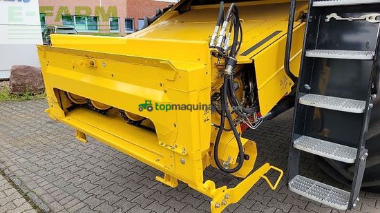 Cosechadora de Cereal - New Holland - cx 8.70 neumaschine