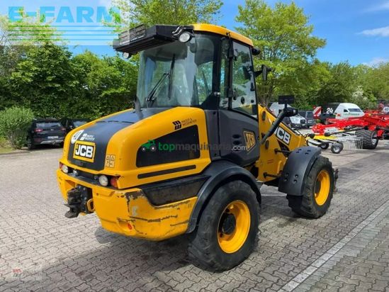 Telescopica - JCB - tm 220 40 km/h