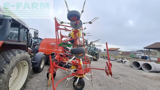 Henificador - Pöttinger - hit 910 nz