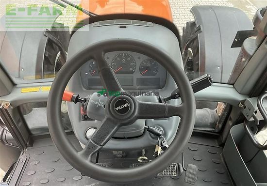 Tractor agrícola - Valtra - n 163 d