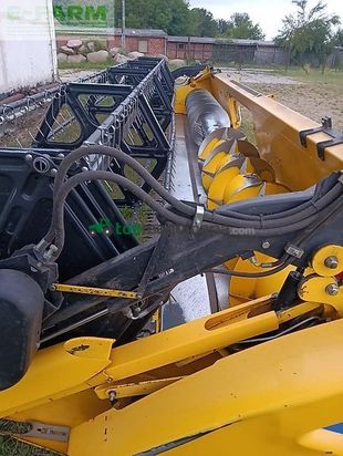 Cosechadora de Cereal - New Holland - cx 8060