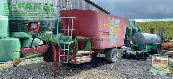 Remolqu esparcidor - Strautmann - futtermischwagen