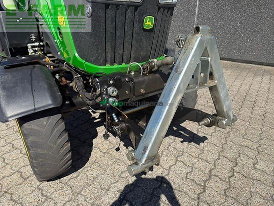 Tractor agrícola - John Deere - 2038r