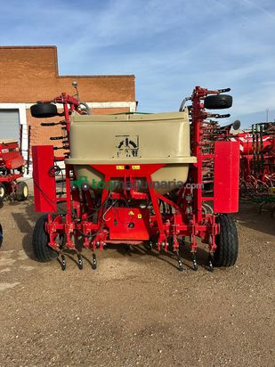 Sembradora Aguirre  Modelo Rs600 Patín 