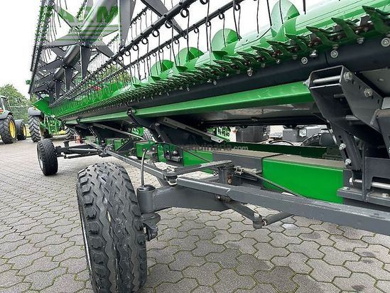 Cosechadora de Cereal - John Deere - t 670 i neumaschine