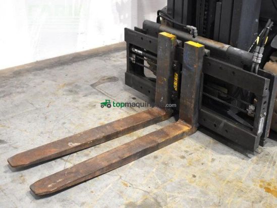 Elevadora - Linde - e 50 hl 388