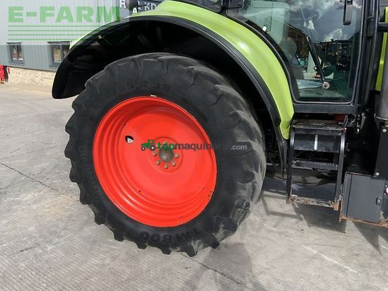 Tractor agrícola - Claas - arion 520 tractor (st23446)