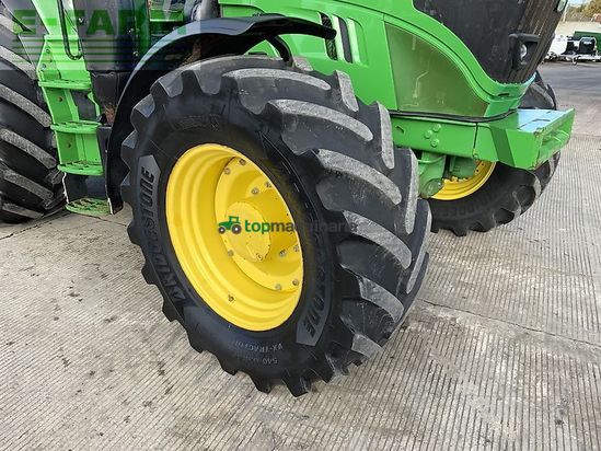 Tractor agrícola - John Deere - 6215r tractor (st24593)