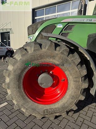 Tractor agrícola - Fendt - 718