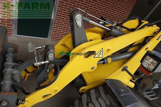 Minicargadora - Weidemann - wacker wl32