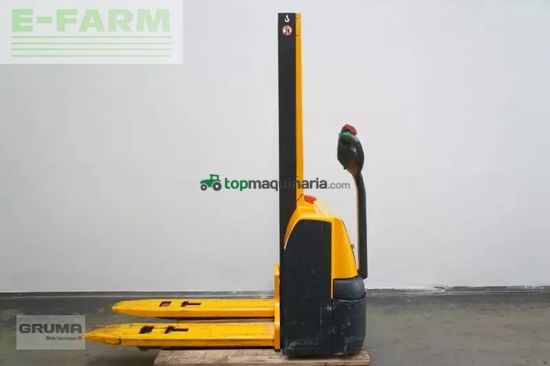 Elevadora - Jungheinrich - emc 110 rk