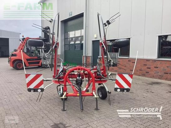 Henificador - Massey Ferguson - td 524 dn (twister 5204 dn)