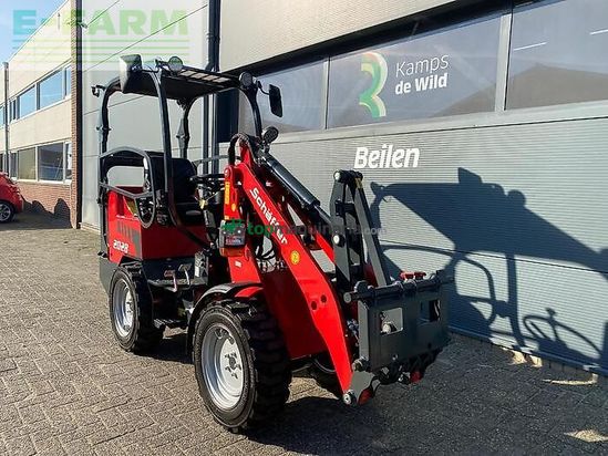 Minicargadora - Schaffer - 2028