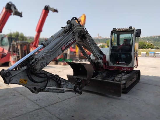 Miniexcavadora TAKEUCHI TB290