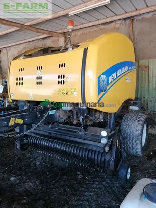 Empacadora gigant - New Holland - roll belt 150 superfeed