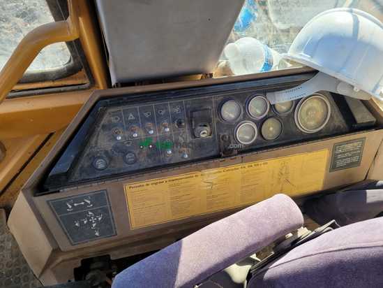 Retroexcavadora mixta Caterpilar 438 turbo 4x4