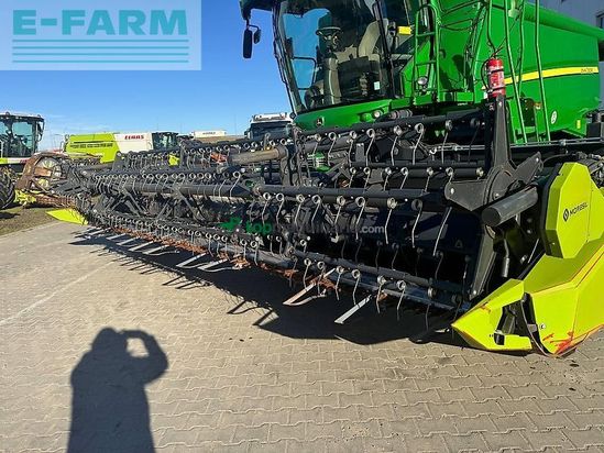 Cosechadora de Cereal - John Deere - t560 + heder 6m