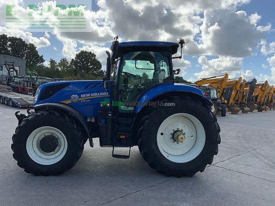 Tractor agrícola - New Holland - t7.230 tractor (st24298)