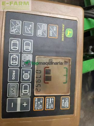 Empacadora gigant - John Deere - v451m 13ctx
