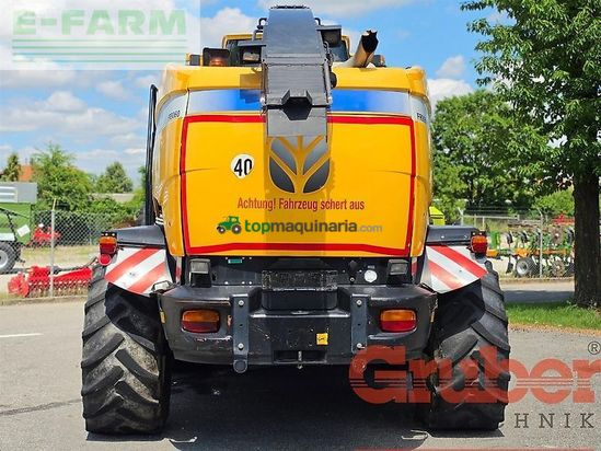 Cosechadora de Cereal - New Holland - fr 9060