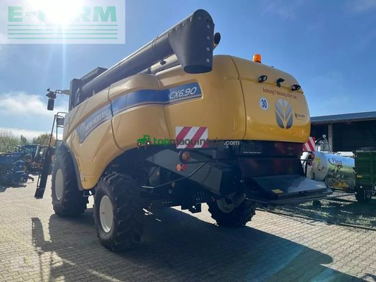 Cosechadora de Cereal - New Holland - cx 6.90