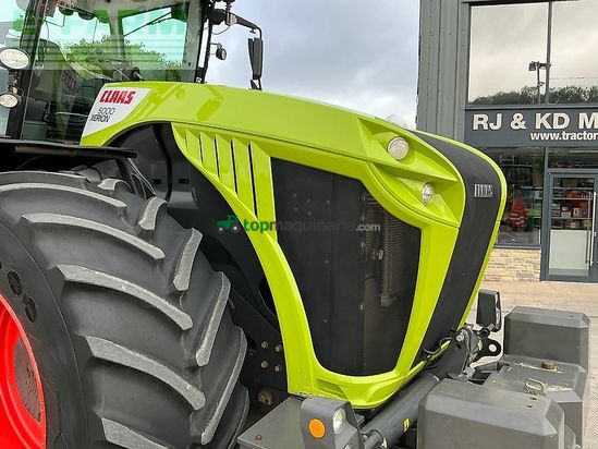 Tractor agrícola - Claas - xerion trac 5000 tractor (st26926)