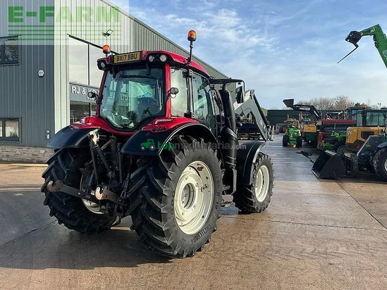 Tractor agrícola - Valtra - n114 hi tech tractor (st25634)