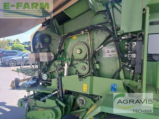 Empacadora gigant - Krone - comprima cf 155 xc