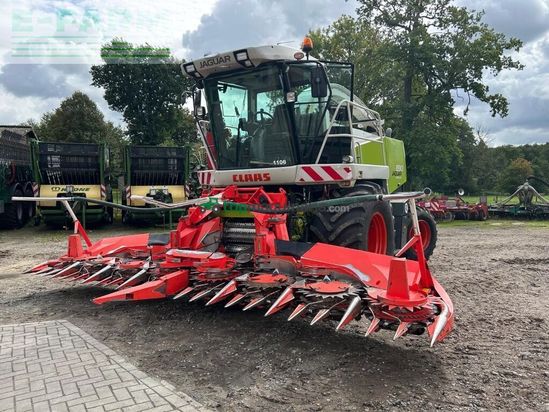 Cosechadora de Cereal - Claas - jaguar 890 mit kemper 360 und pu