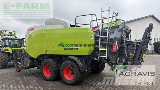 Empacadora gigant - Claas - quadrant 5300 fc t