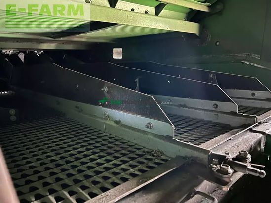 Cosechadora de Cereal - John Deere - s690