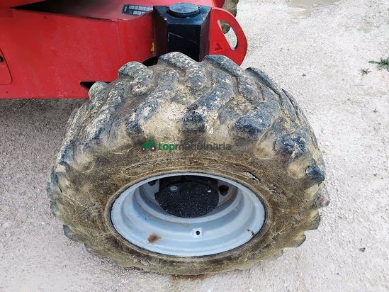 Brazo MANITOU 160ATJ EJE OSCILANTE