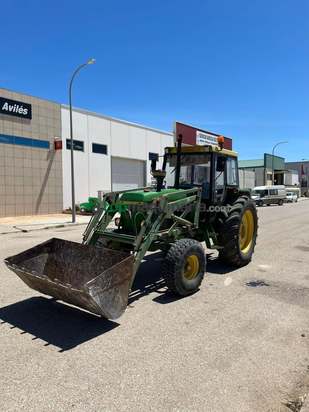 Tractor agrícola - John Deere - 3150 + PALA