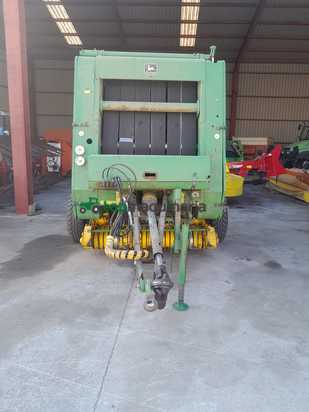 ROTOEMPACADORA MARCA  JOHN DEERE  MODELO 580