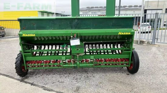 Sembradora - Hassia - dkl 3.00/25