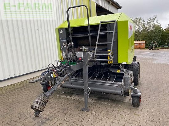 Empacadora gigant - Claas - rollant 374 rc pro